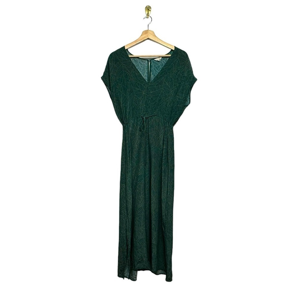 Elegant Green Midi Dress